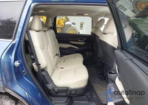 2021 Subaru Ascent Limited z USA, uszkodzony, nr VIN 4S4WMAJD5M3448952